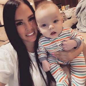 Meet your Posher, Alisha